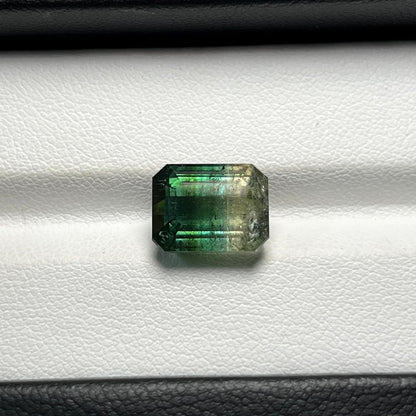 Natural Bi-Color Tourmaline - 6.44 Ct
