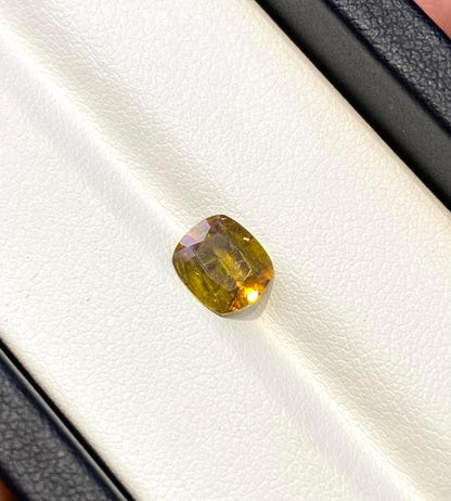 Natural Sphene – 1.300 Ct