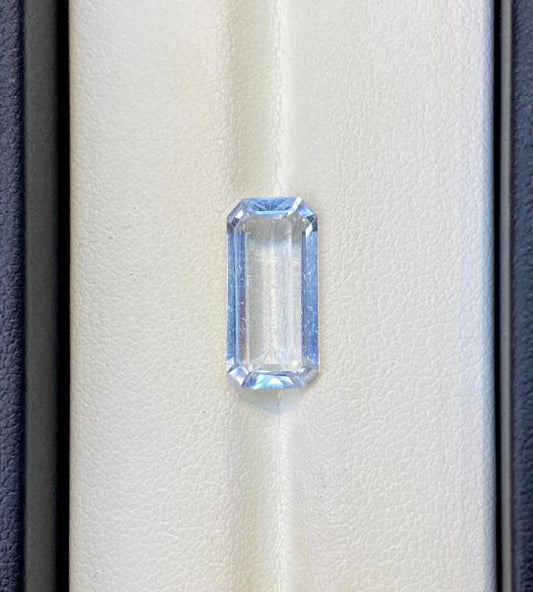 Natural Aquamarine 3.945CT