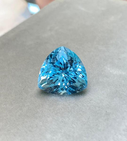 17.17 Ct Swiss Blue Topaz