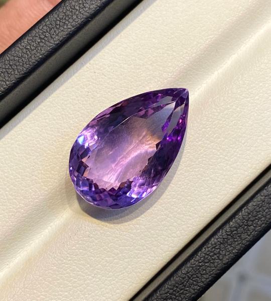 21.195 Ct Natural Purple Quartz