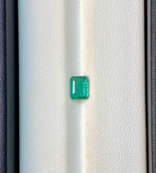 Natural Emerald 0.790 Ct