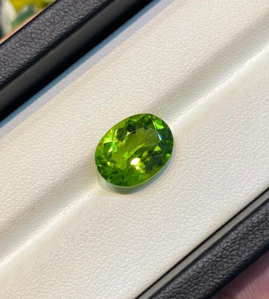 5.815 Ct Natural Peridot