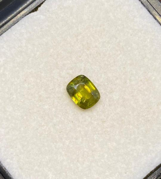 1.350 Ct Natural Greenish Yellow Sphene