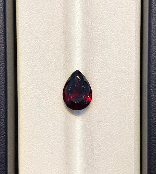 Natural Garnet 3.575 Ct